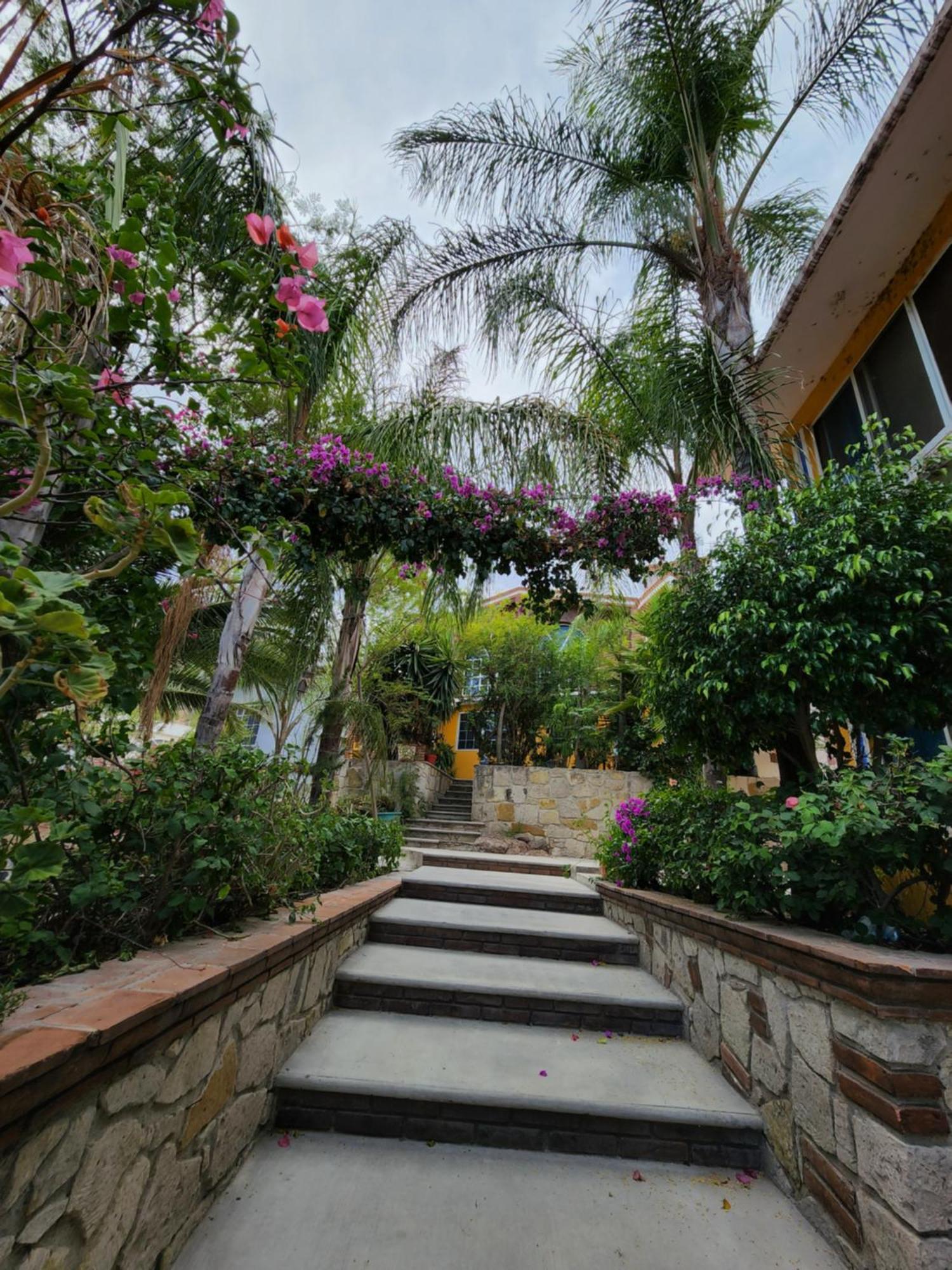 Quinta Las Bugambilias Otel Tecozautla Dış mekan fotoğraf